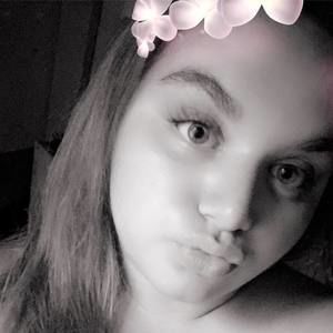 Meet your Posher, Chloe